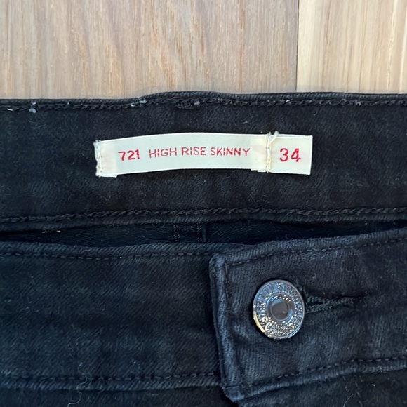 Levi’s High Rise Skinny size 34 - Picture 2 of 3
